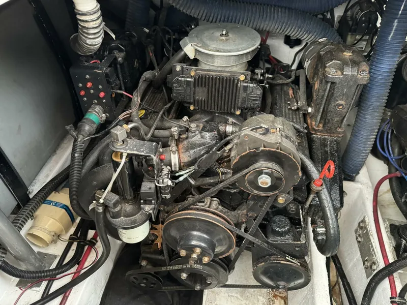 Slide: The Image of Chris-Craft 320 Express Cruiser 1998 - 4111680