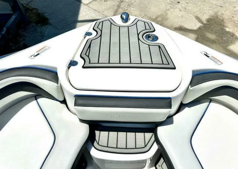 Slide: The Image of Anchor Locker - 4111914