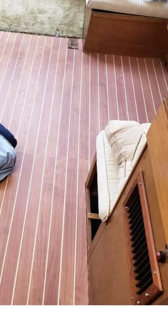 Slide: The Image of Carver Yachts Mariner 1984 - 4117643