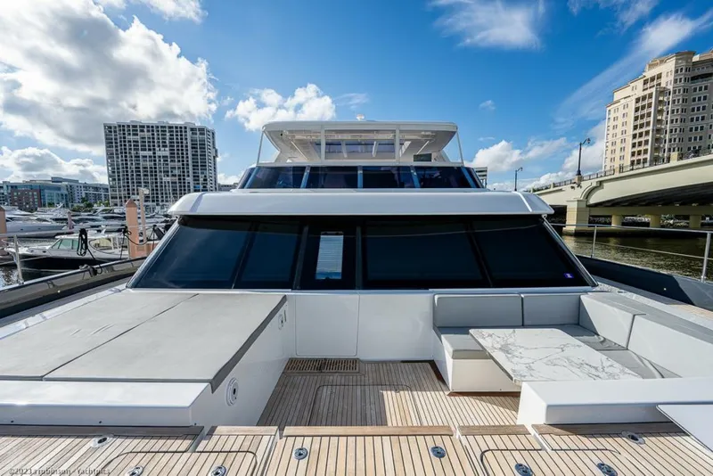 Slide: The Image of Sunreef 60 NERO- Bow 2022 Sunreef 60 NERO 60P - 4124509