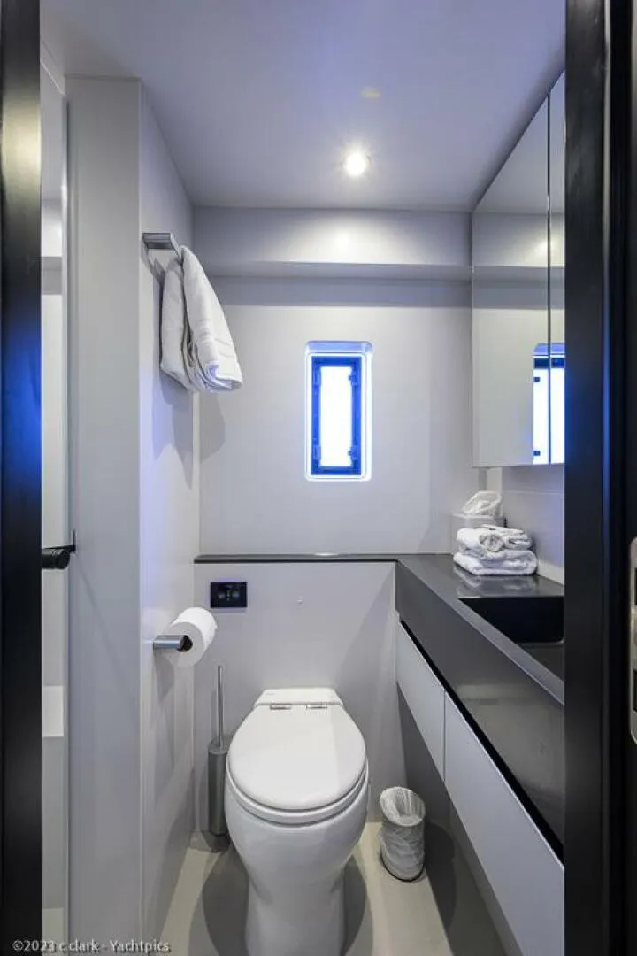 Slide: The Image of Sunreef 60 NERO- Head 2022 Sunreef 60 NERO 60P - 4123462