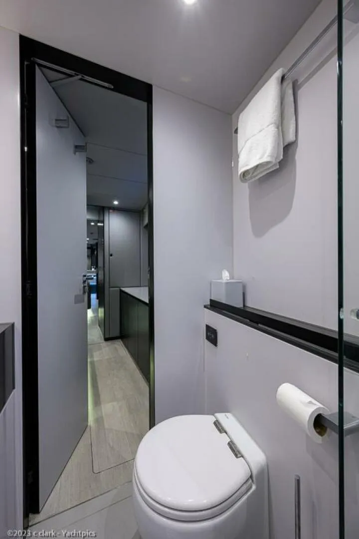 Slide: The Image of Sunreef 60 NERO- Head 2022 Sunreef 60 NERO 60P - 4123499