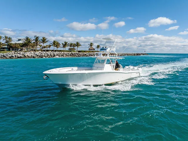 Slide: The Image of Invincible 42 Open Fisherman 2019 - 54
