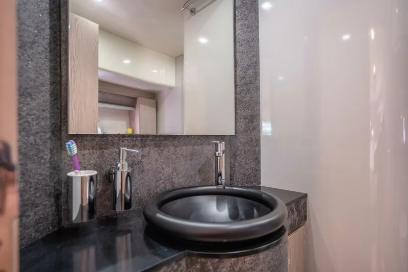 Slide: The Image of Ferretti Yachts 650 2016 - 4123418