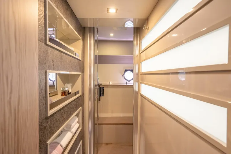 Slide: The Image of Ferretti Yachts 650 2016 - 4123440