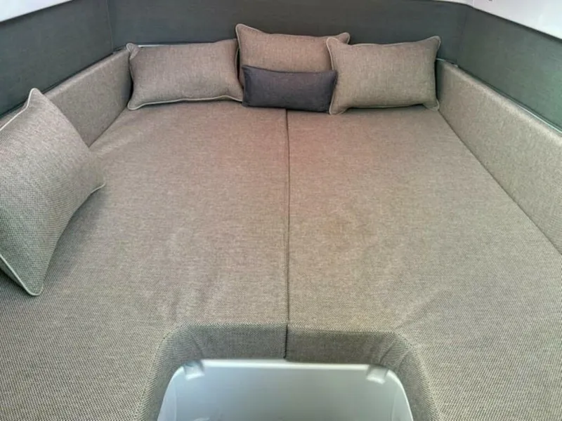 Slide: The Image of Axopar 37XC CROSS CABIN 2024 - 4548556