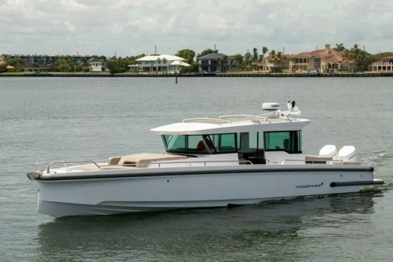 Slide: The Image of Axopar 37XC CROSS CABIN 2024 - 4548515