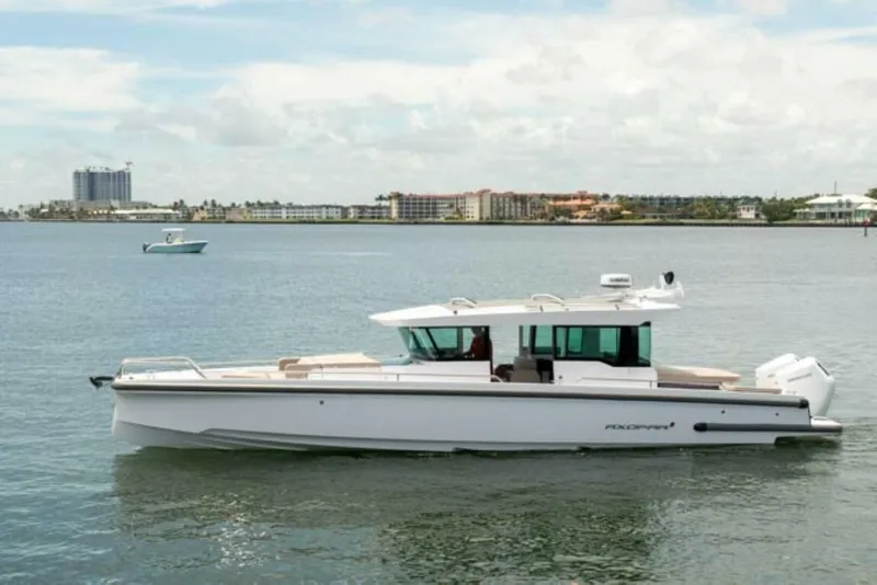 Slide: The Image of Axopar 37XC CROSS CABIN 2024 - 4548516