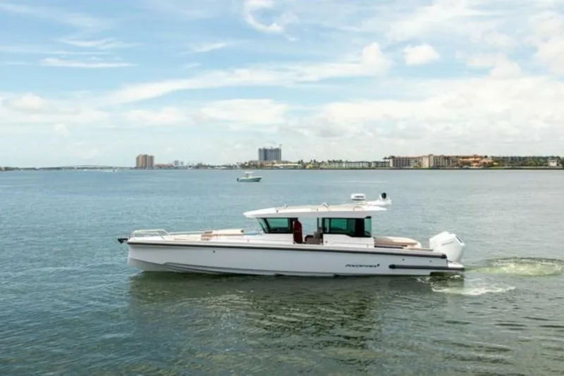 Slide: The Image of Axopar 37XC CROSS CABIN 2024 - 4548517