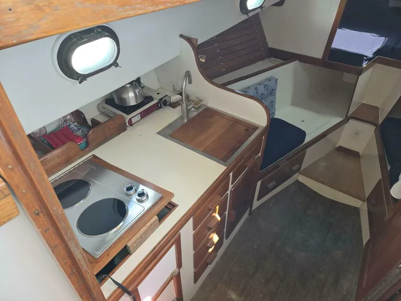 Slide: The Image of Wasque 32 1977 - 5276685