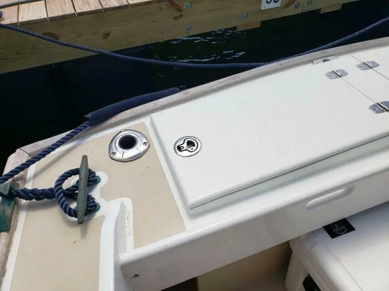 Slide: The Image of Wasque 32 1977 - 4130250