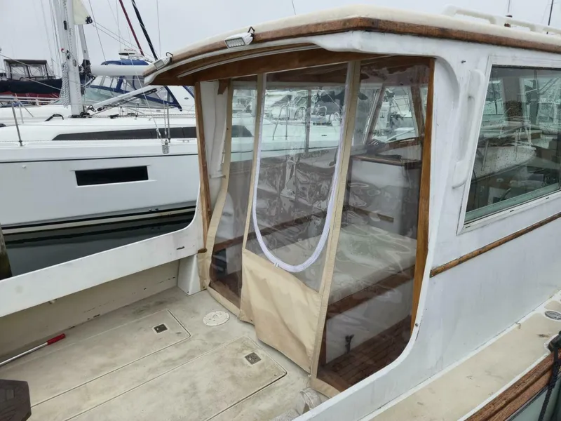 Slide: The Image of Wasque 32 1977 - 5379824