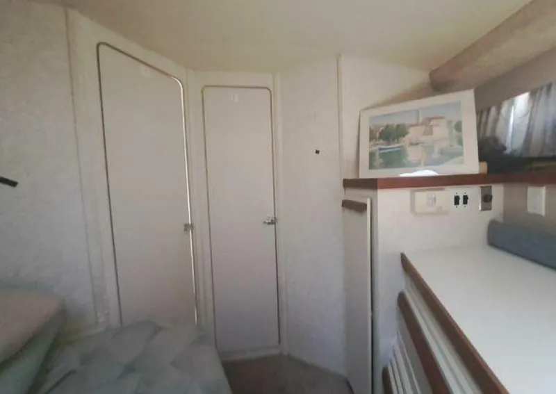 Slide: The Image of Carver Yachts Montego 3257 1991 - 4129949