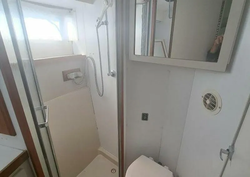 Slide: The Image of Carver Yachts Montego 3257 1991 - 4129950