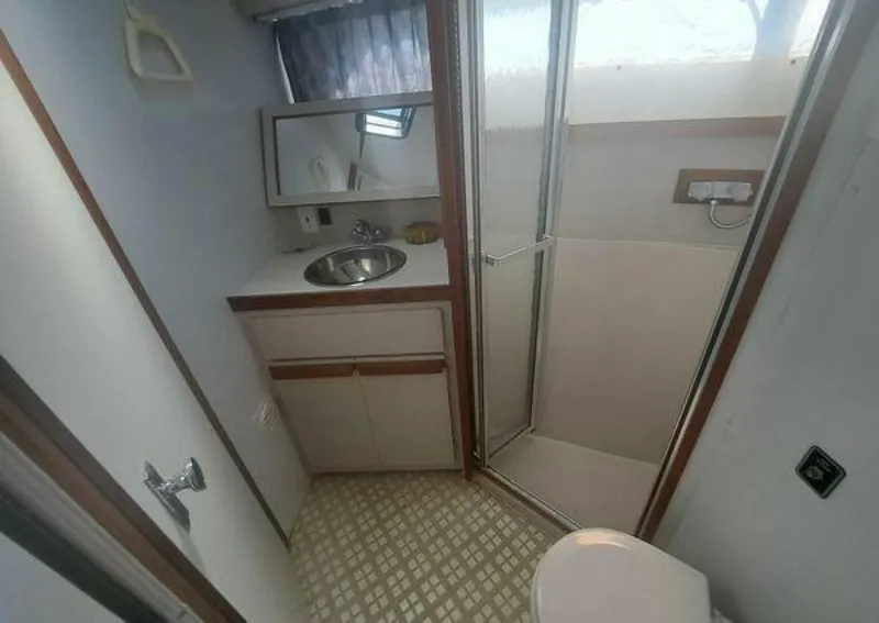 Slide: The Image of Carver Yachts Montego 3257 1991 - 4129951