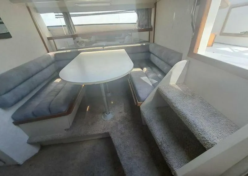 Slide: The Image of Carver Yachts Montego 3257 1991 - 4129955