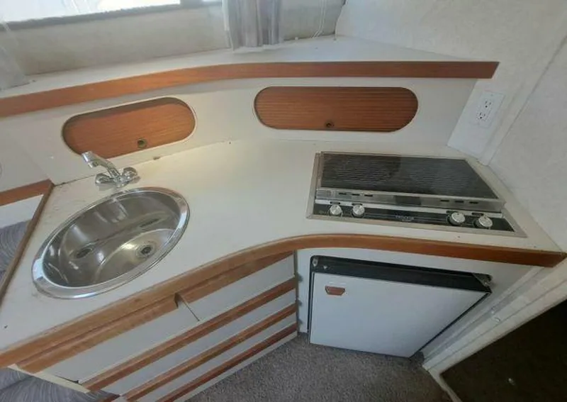 Slide: The Image of Carver Yachts Montego 3257 1991 - 4129963