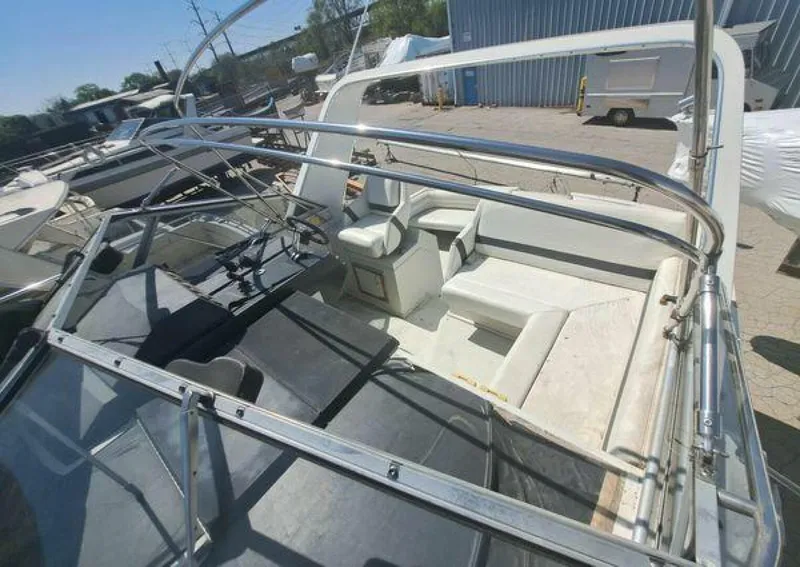 Slide: The Image of Carver Yachts Montego 3257 1991 - 4129942