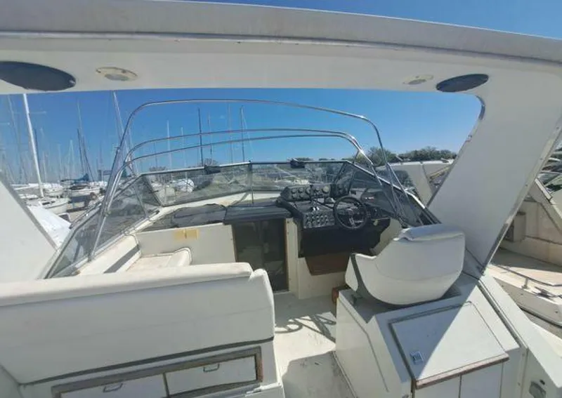 Slide: The Image of Carver Yachts Montego 3257 1991 - 4129944