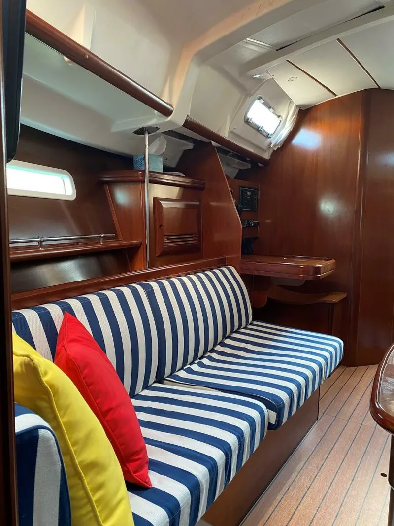 Slide: The Image of Starboard Settee - 4130385