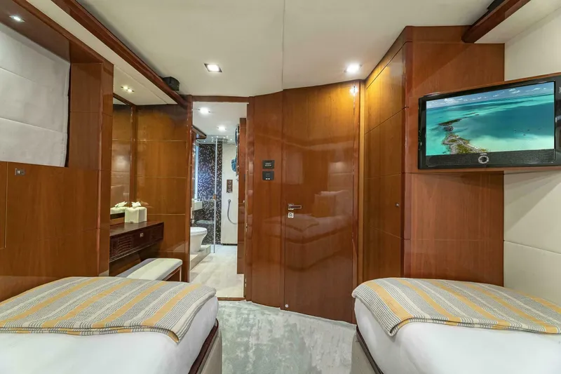 Slide: The Image of 2012 Princess 104 - Twin stateroom - 4133489
