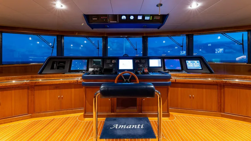 Slide: The Image of 2003 170 Feadship 51.8M "Amanti" - 4274101