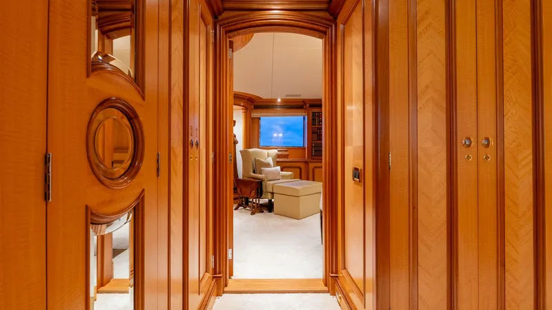 Slide: The Image of 2003 170 Feadship 51.8M "Amanti" - 4274002