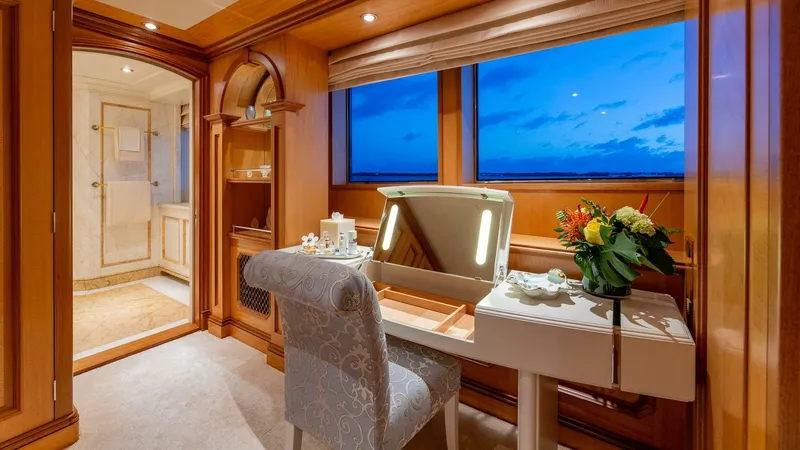 Slide: The Image of 2003 170 Feadship 51.8M "Amanti" - 4274012