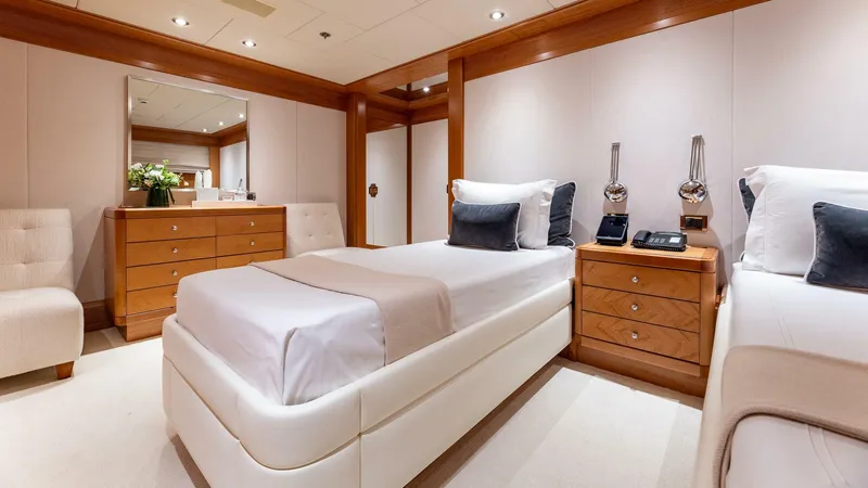 Slide: The Image of 2003 170 Feadship 51.8M "Amanti" - 4274041