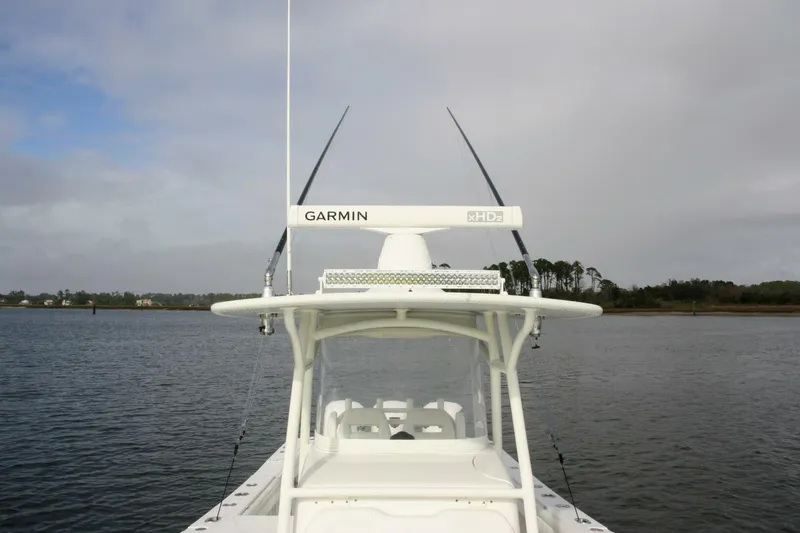 Slide: The Image of Regulator 34 Perchy- Center Console 2018 Regulator 34 Perchy  - 4137364