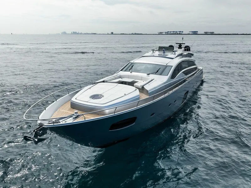 Slide: The Image of Pershing Express Cruiser 2017 - 4147713