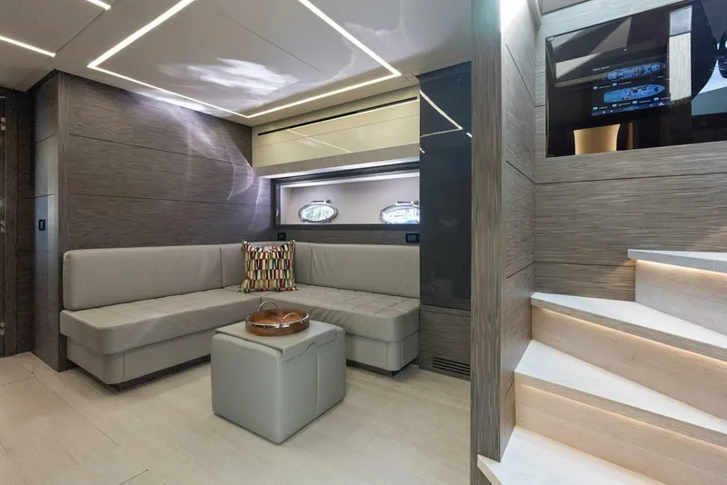 Slide: The Image of Pershing Express Cruiser 2017 - 4147753