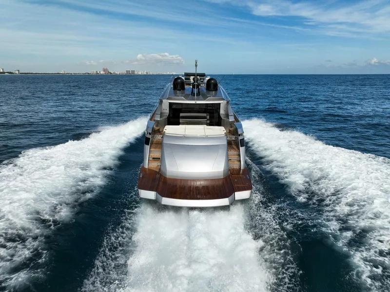 Slide: The Image of Pershing Express Cruiser 2017 - 4147626