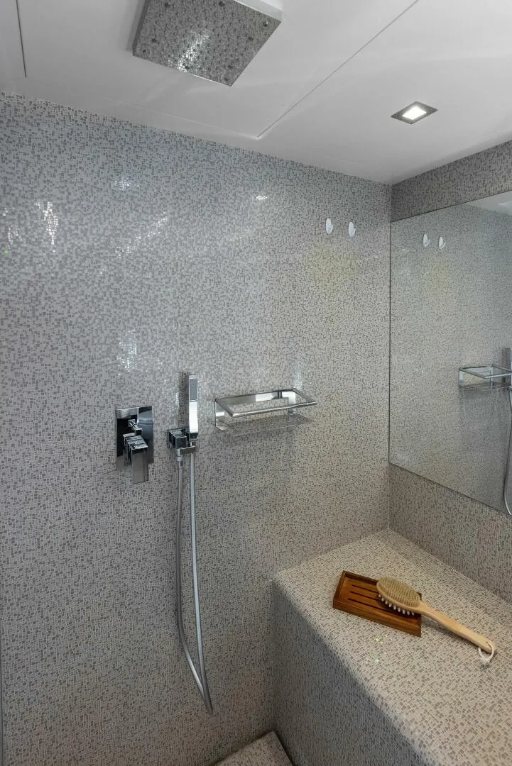 Slide: The Image of Pershing Express Cruiser 2017 - 4147764