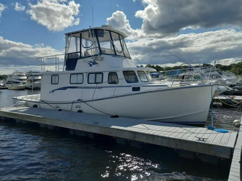 Slide: The Image of Northshore Novi Flybridge Trawler 2004 - 4142156