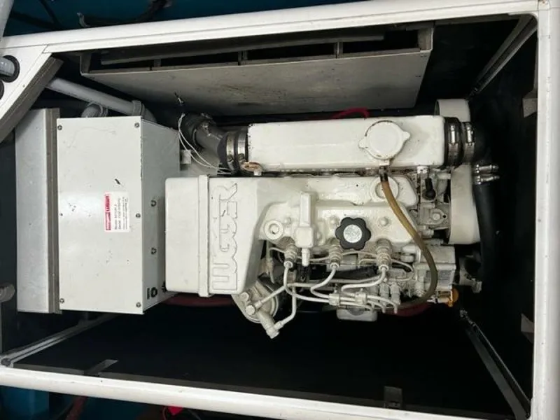 Slide: The Image of Northshore Novi Flybridge Trawler 2004 - 4142119