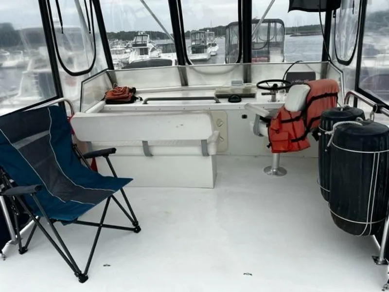 Slide: The Image of Northshore Novi Flybridge Trawler 2004 - 4142136