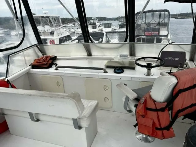 Slide: The Image of Northshore Novi Flybridge Trawler 2004 - 4142142
