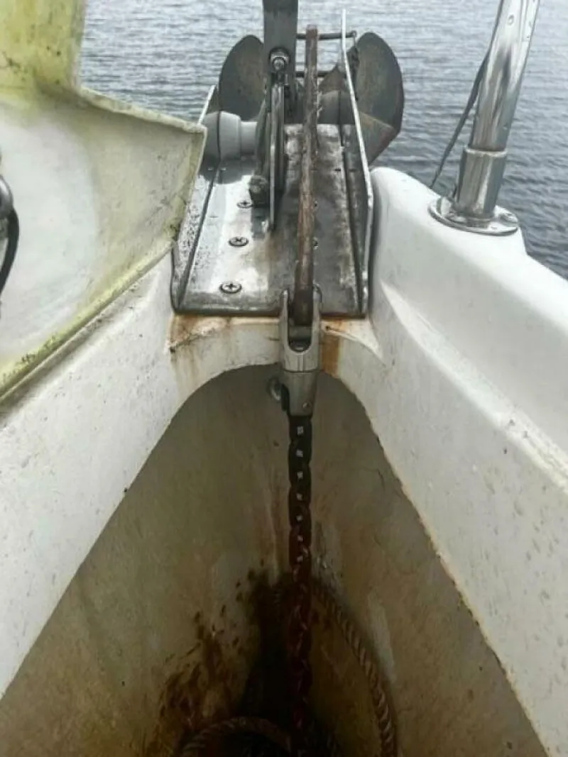 Slide: The Image of Hunter 41 2000 - 4142440