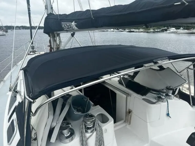 Slide: The Image of Hunter 41 2000 - 4142456