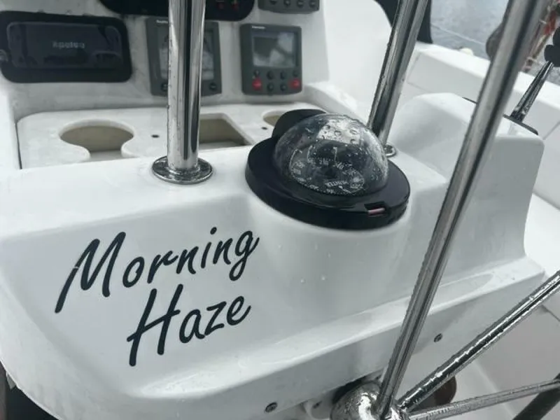 Slide: The Image of Hunter 41 2000 - 4142452