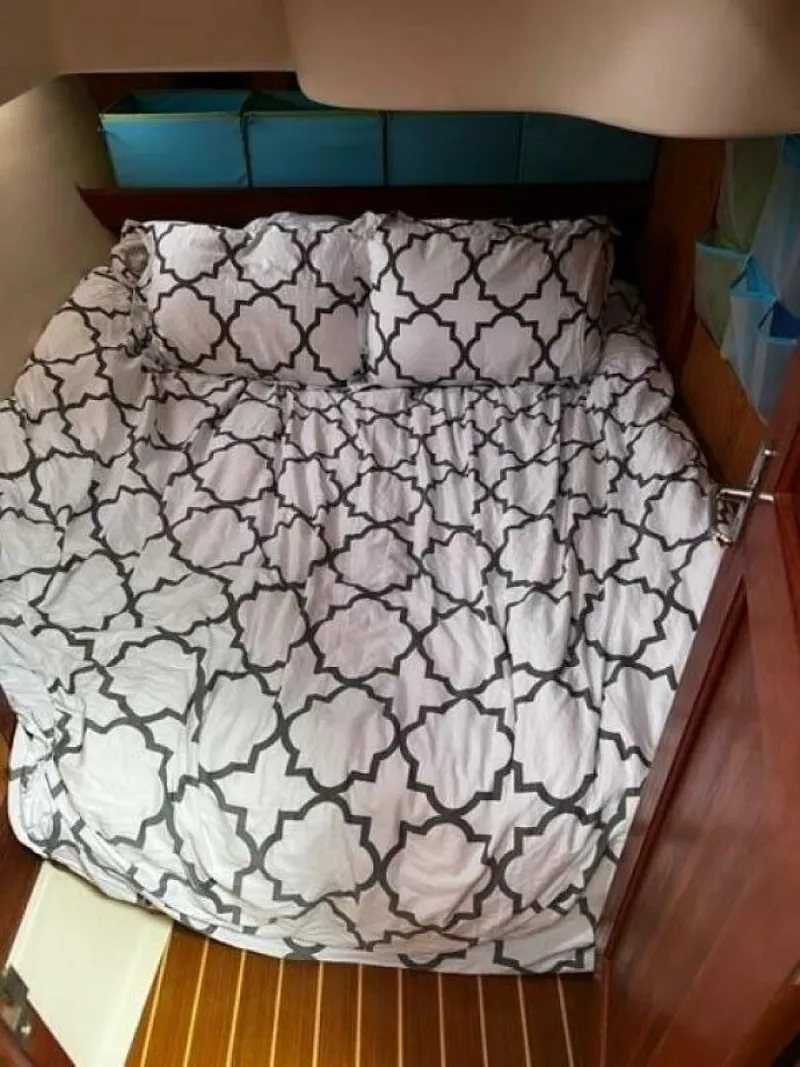 Slide: The Image of Hunter 41 2000 - 4142438