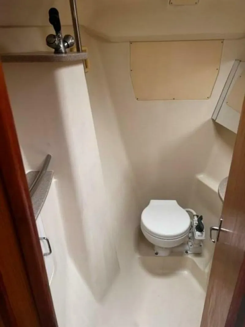 Slide: The Image of Hunter 41 2000 - 4142470