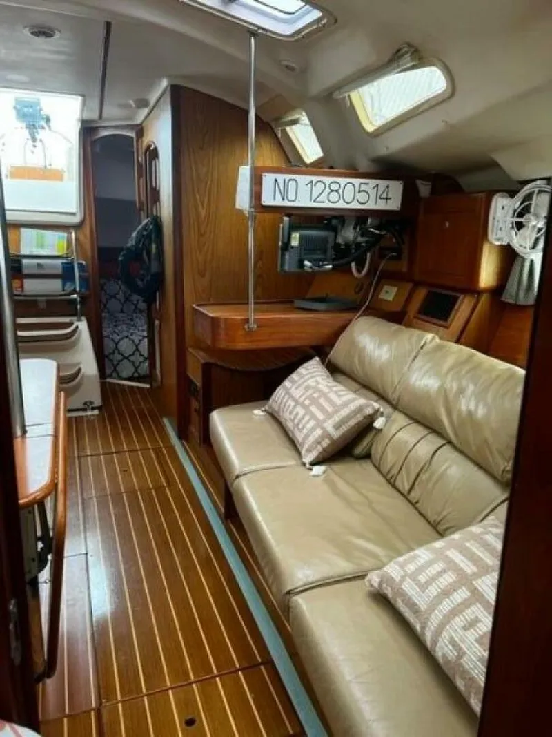 Slide: The Image of Hunter 41 2000 - 4142495