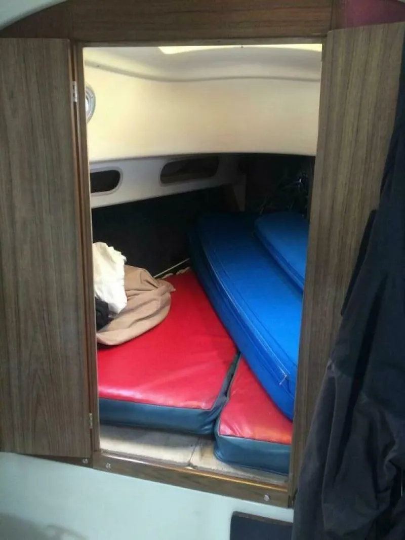 Slide: The Image of Double Berth - 4461589