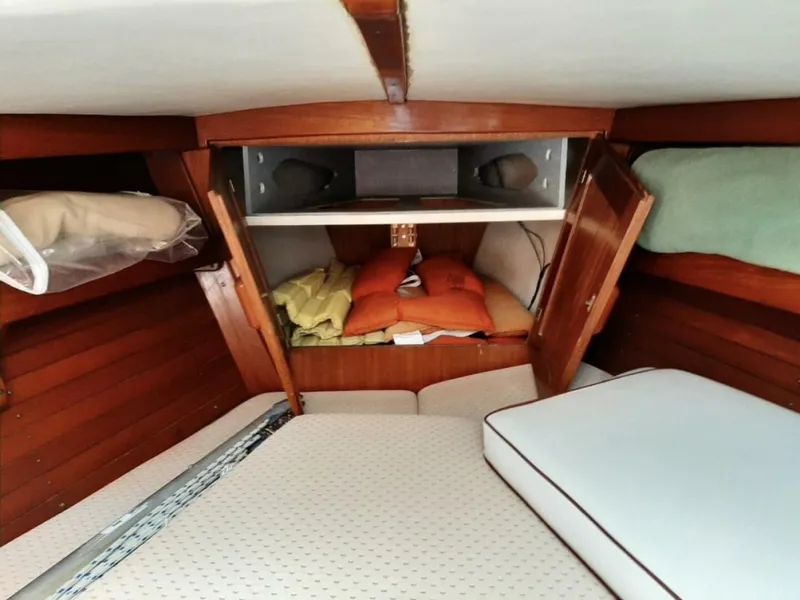 Slide: The Image of J Boats 37 1988 - 4151723