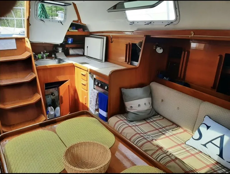 Slide: The Image of J Boats 37 1988 - 4151711