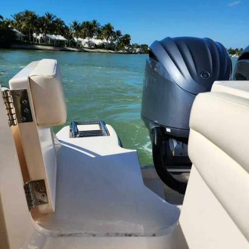 Slide: The Image of Grady-White 326 Canyon 2022 - 4154898