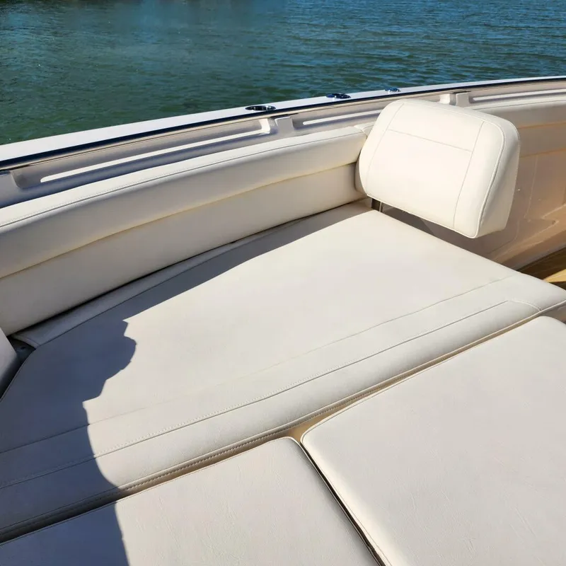 Slide: The Image of Grady-White 326 Canyon 2022 - 4154919