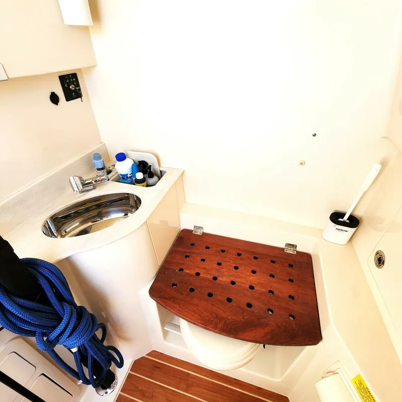 Slide: The Image of Grady-White 326 Canyon 2022 - 4154946